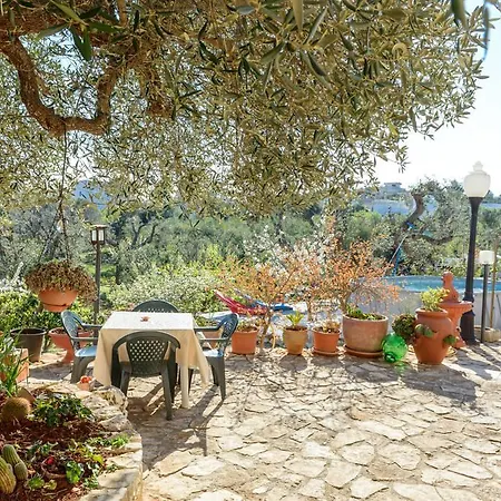 Trullo Pascarosa Vakantiehuis Ostuni