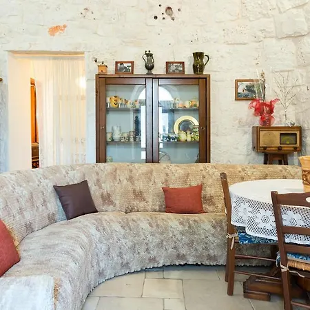 Trullo Pascarosa * Ostuni